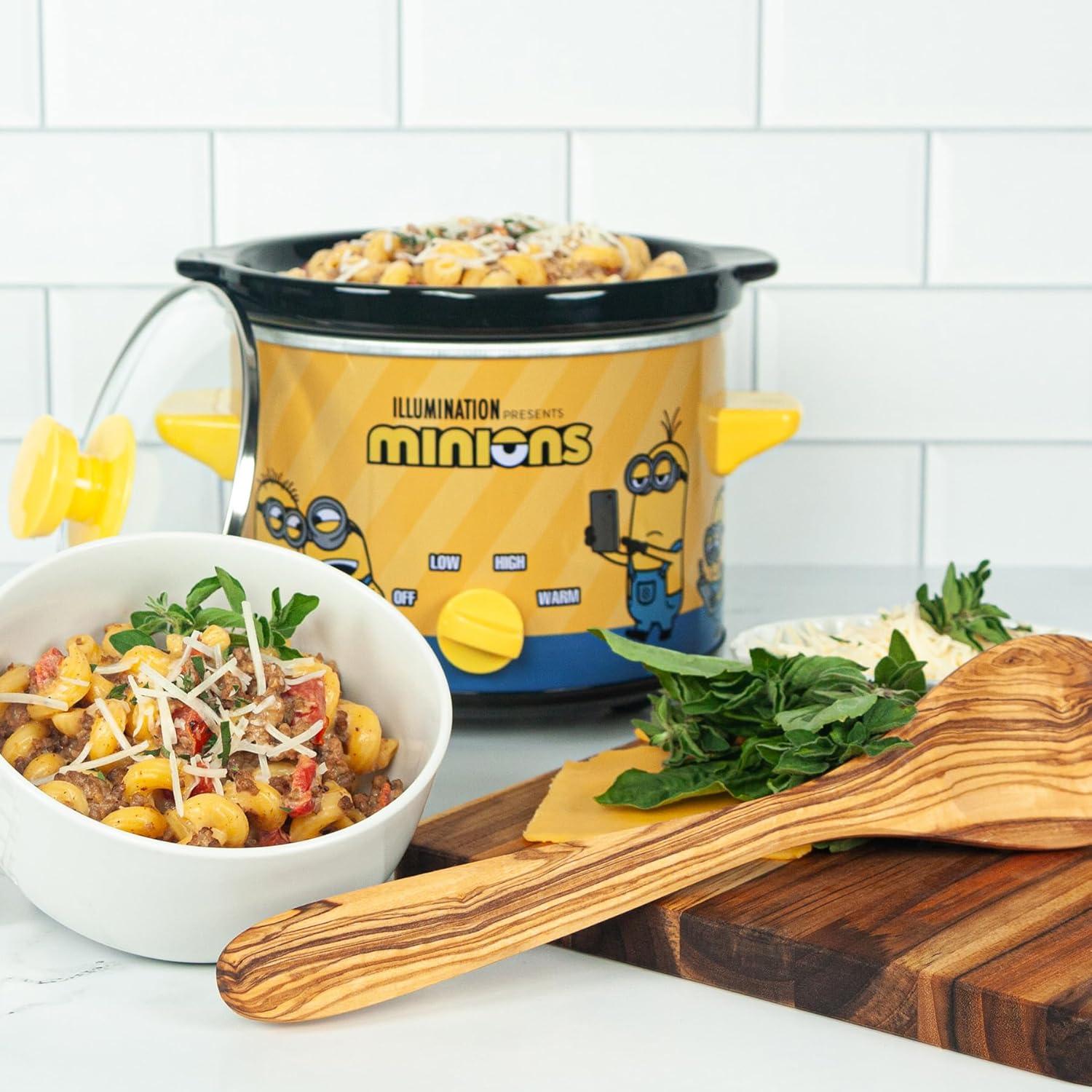 imageUncanny Brands Bluey 2qt Slow Cooker Small Kitchen ApplianceMinions