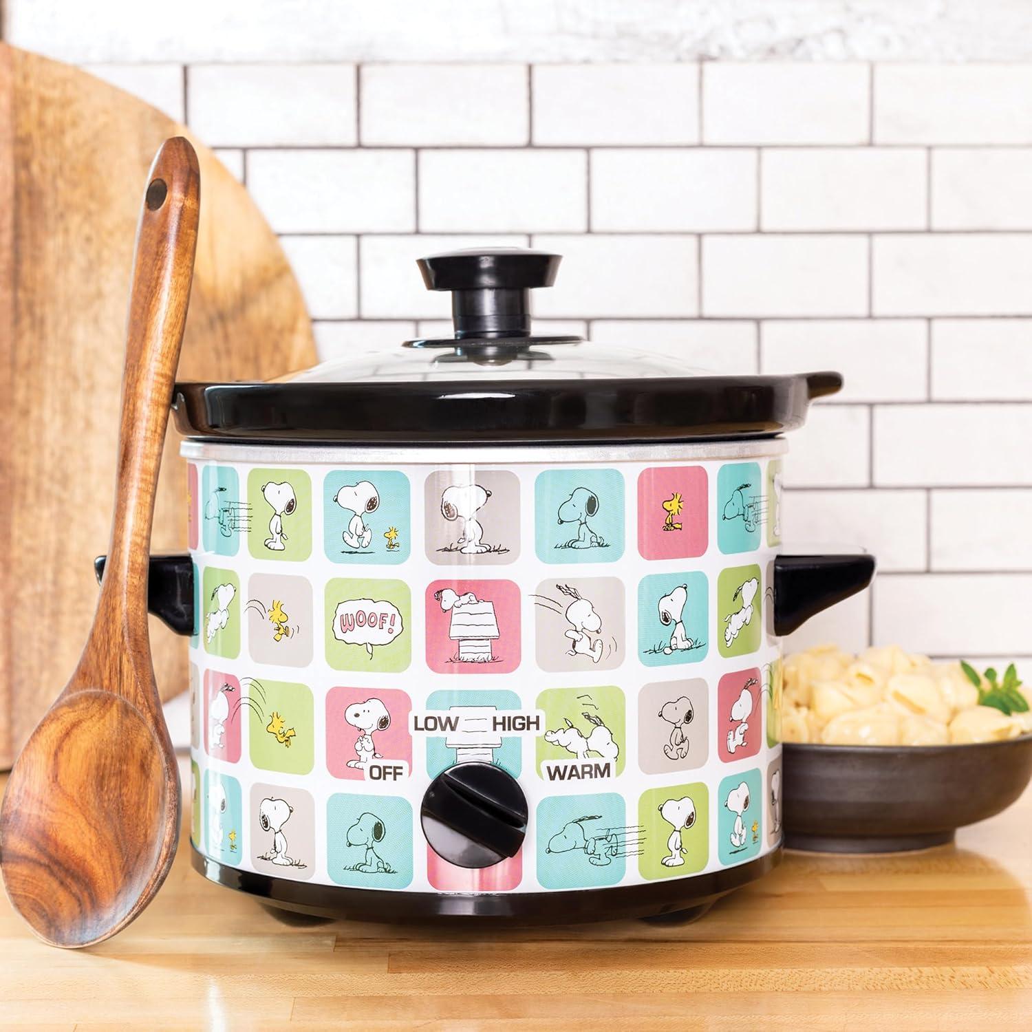 imageUncanny Brands Bluey 2qt Slow Cooker Small Kitchen AppliancePeanuts Snoopy