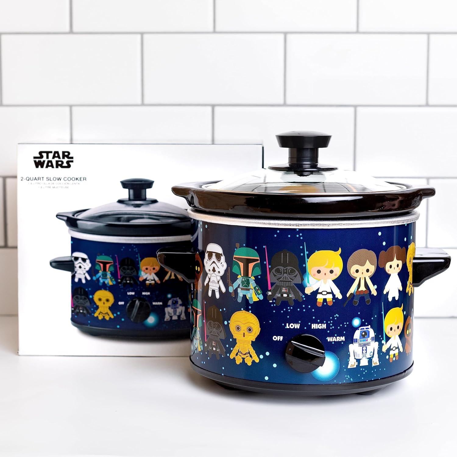 imageUncanny Brands Bluey 2qt Slow Cooker Small Kitchen ApplianceStar Wars