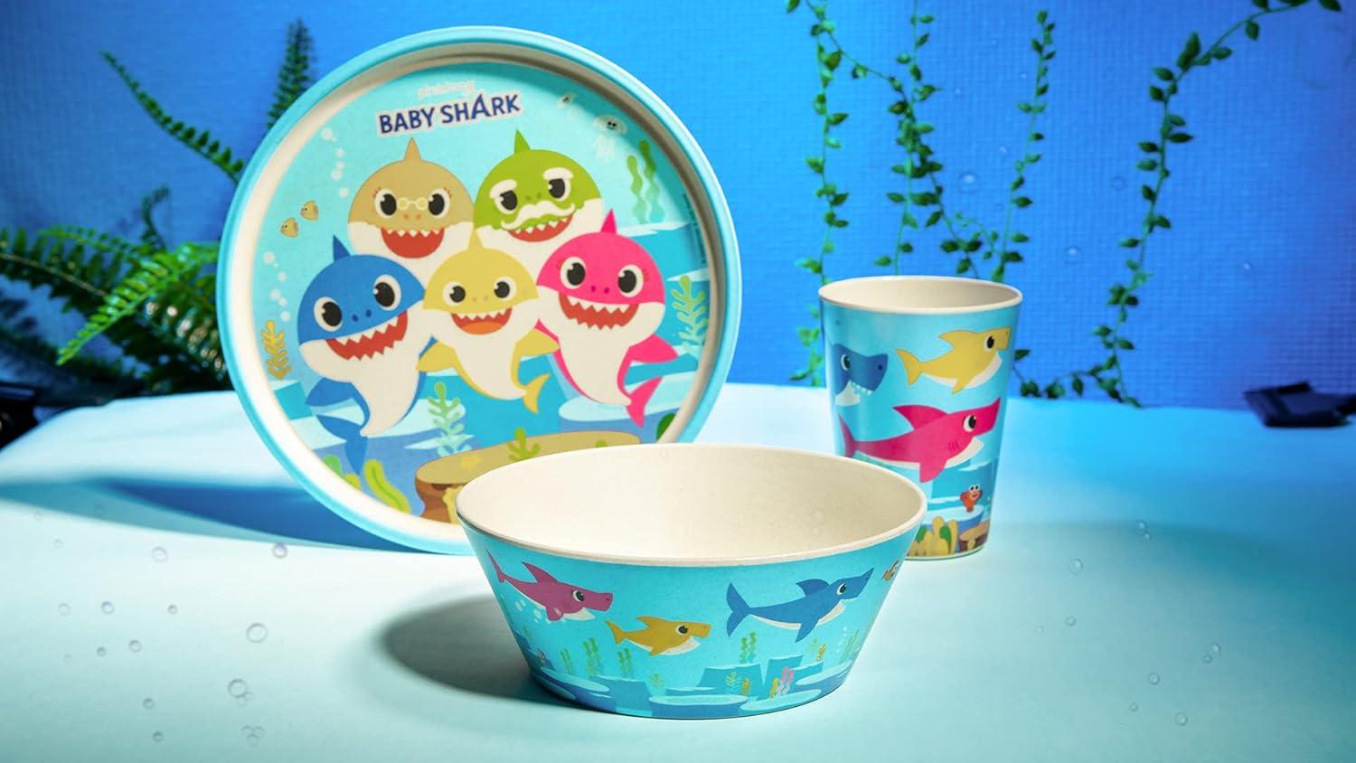 imageZak Designs Bluey Kids Dinnerware Set 3 Pieces Durable and Sustainable Melamine Bamboo Plate Bowl and Tumbler are Perfect For Dinner Time With Family Bluey Bingo Bandit ChilliBaby Shark