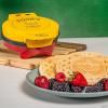 Uncanny Brands Bluey Waffle Maker – Non-Stick Round Waffle Iron – Easy to Use and Clean(Winnie the Pooh)