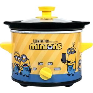 Uncanny Brands Bluey 2qt Slow Cooker – Small Kitchen Appliance(Minions)