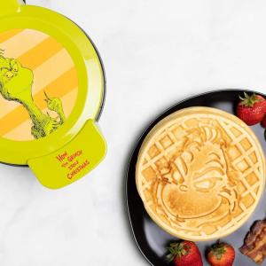 Uncanny Brands Bluey Waffle Maker – Non-Stick Round Waffle Iron – Easy to Use and Clean(Dr. Seuss The Grinch)