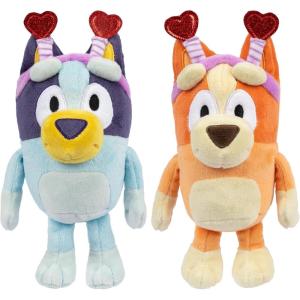 Bluey 2-Pack Smoochy Kiss Plush with Glittery Heart Headband Bingo. 2 Episode-Themed Figures with Moving Arms, 2.5-3″ Poseable Toys for Kids. Recreate Moments from The Show