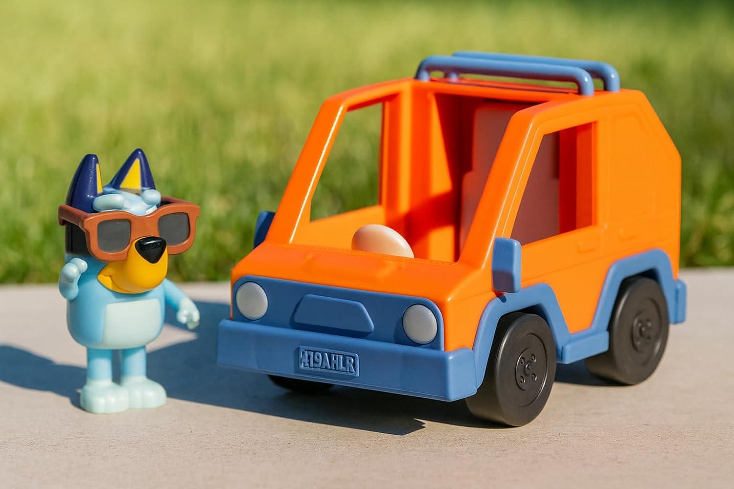 imageBluey Basic Granny Toddler Toy Car 3 Articulated Janet Kids Toy Immersive Car Toys for Toddlers of Ages 34WD Bluey