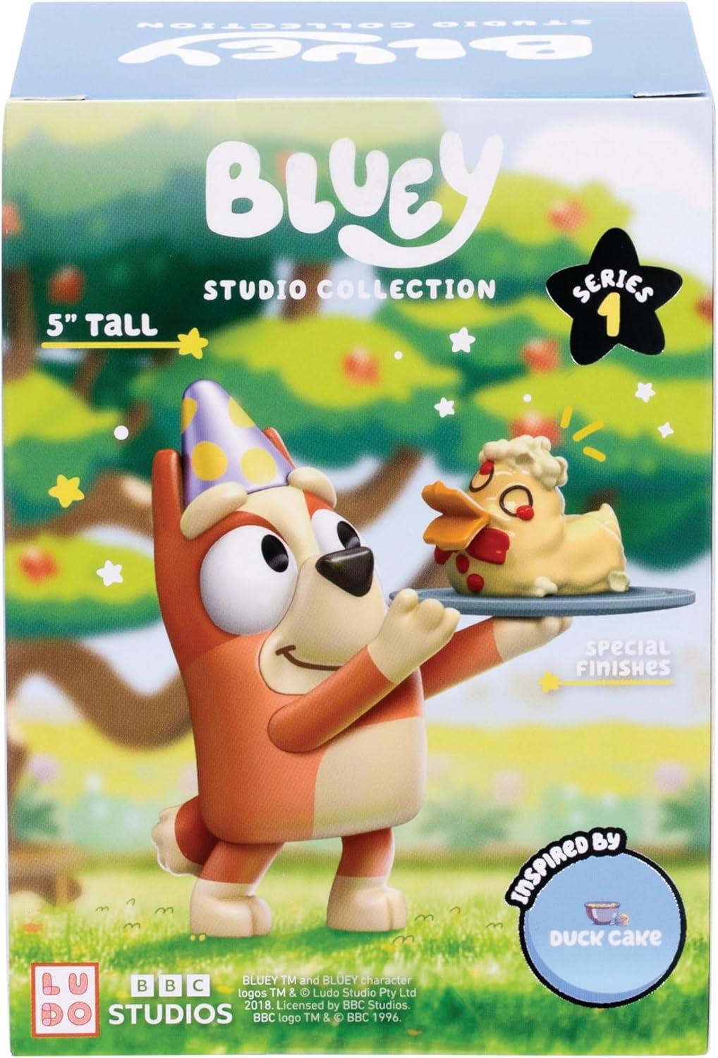imageBluey Studio Collector Figure Granny Muffin 4 or 102 cm Inspired by Iconic Episode Premium Detailing Special Finish 6 to Collect Connect and DisplayDessert Bingo