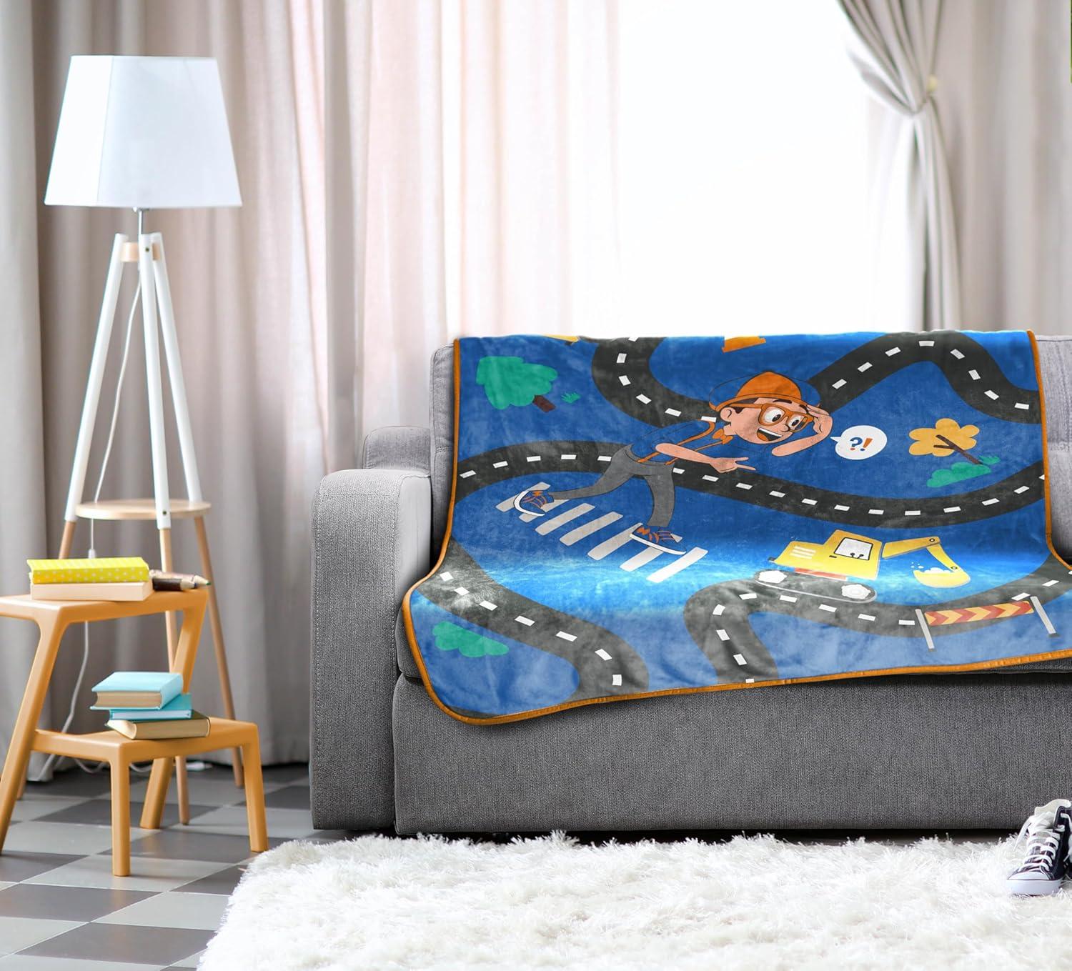 imageJay Franco Kids Plush Throw Blanket Soft amp Comfy Throw for Couch or Bed Cozy Home Dcor for Living Room amp Bedroom Pink Bluey 40x50 Travel BlanketBlue Blippi