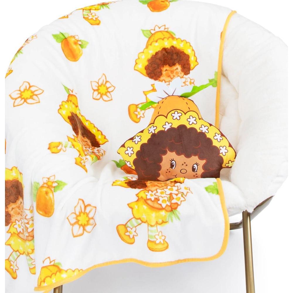 imageJay Franco Bluey amp Bingo Nogginz Set  40 x 50 Inch Lightweight Travel Throw Blanket amp Pillow  Kids Super Soft 2 Piece Bedding SetWhite  Orange Blossom